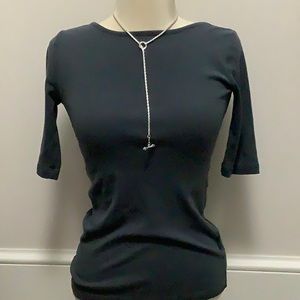 Gap U-Neck Tee